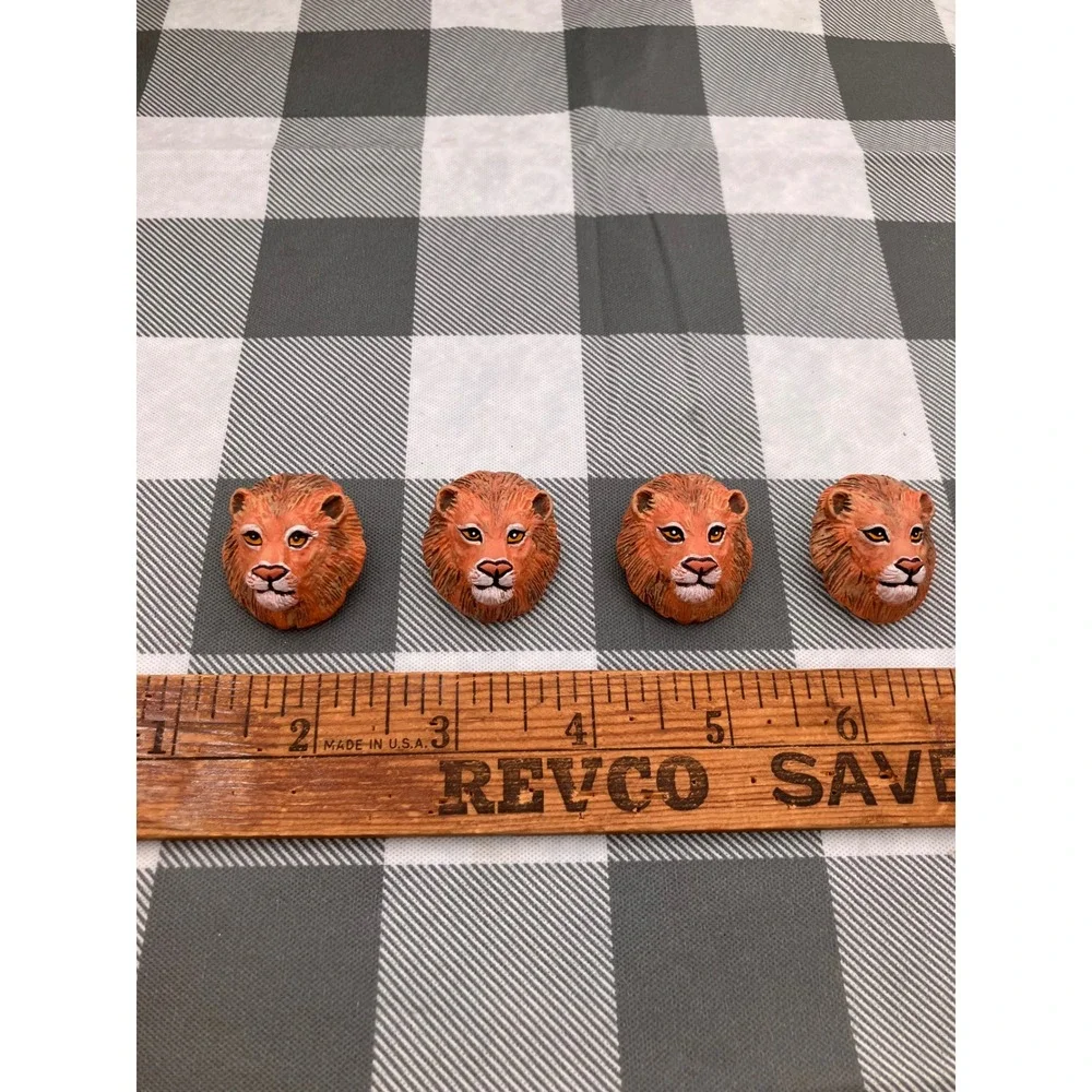 Lion Head Buttons OS Brown 4pc Set 3D Novelty Shank Animal